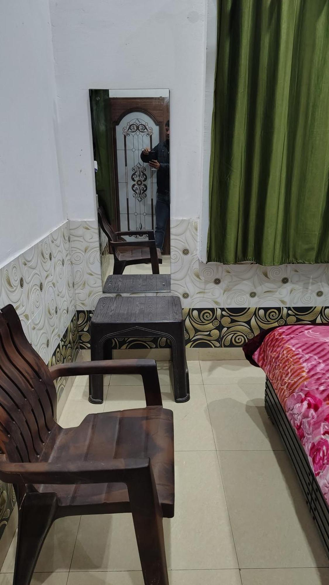 Shri Haridas Kripa Dham Ashram Vrindāvan Zimmer foto