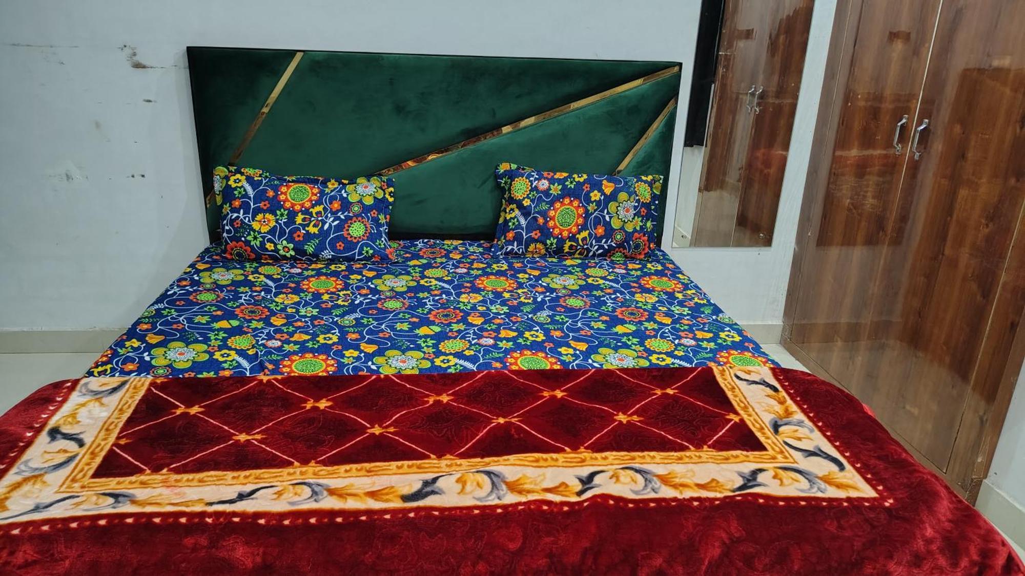 Shri Haridas Kripa Dham Ashram Vrindāvan Zimmer foto